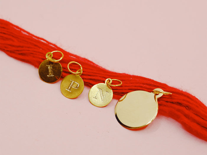Mini Médaille « Initiale »